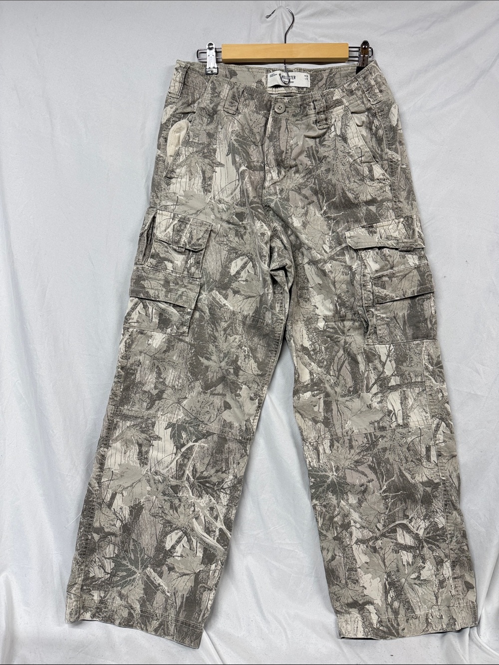 Hollister Grey Camouflage Cargo Pants super baggy